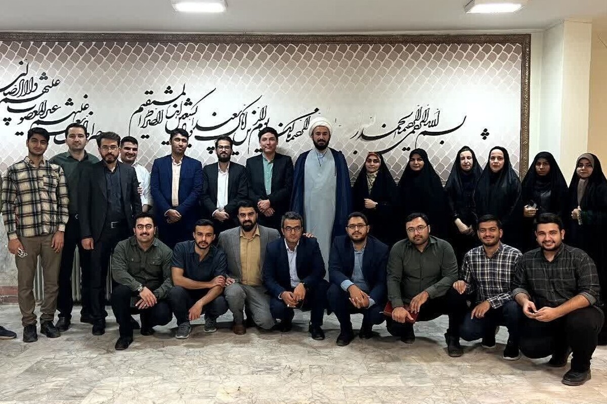 نخستین کنگره کانون معلمان جوان ایران با شعار «هم‌افزایی برای تقویت مدرسه دولتی» در مشهد برگزار شد.