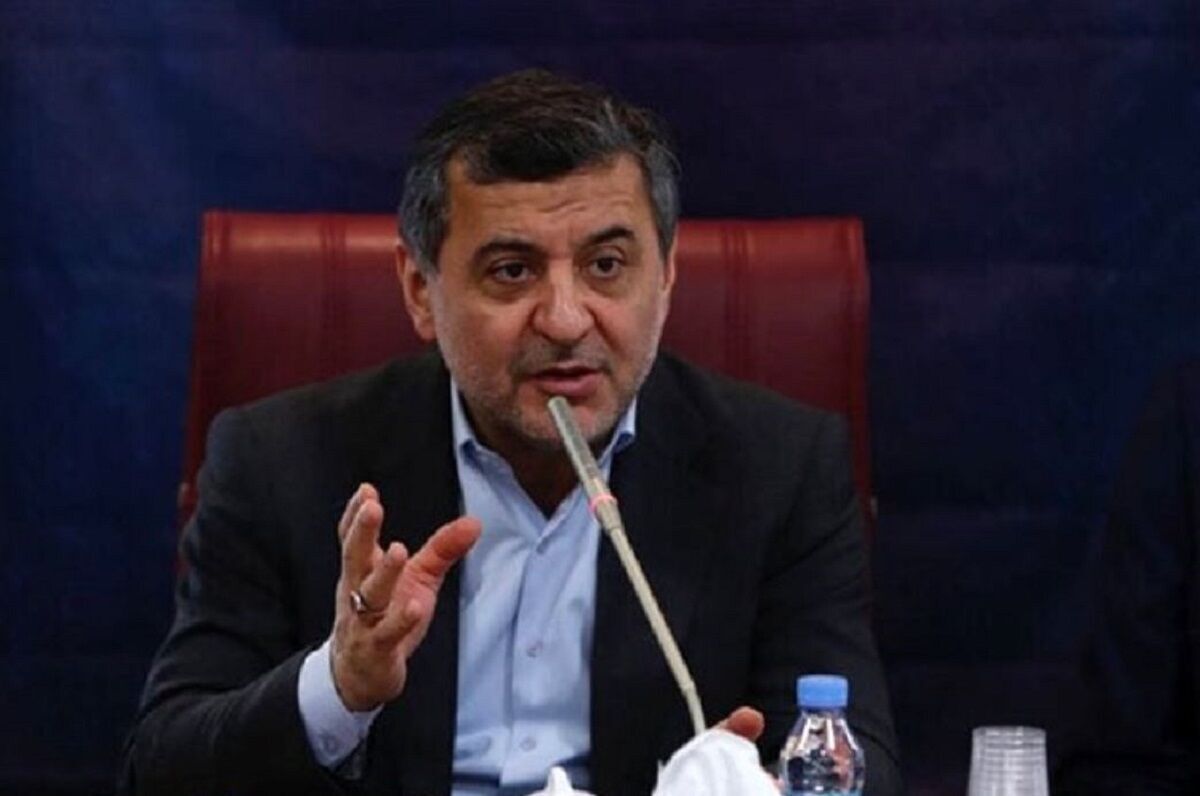 معاون آموزشی وزارت بهداشت گفت: افزایش حقوق دستیاران پزشکی از مهر امسال در دستور کار وزارت بهداشت قرار دارد.