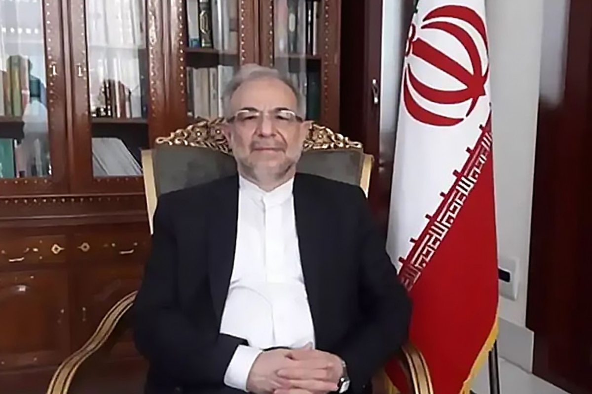 یک دیپلمات وزارت خارجه جمهوری اسلامی ایران به موضوع عدم فروش نان به اتباع در شهرستان «بردسیر» کرمان واکنش نشان داد.