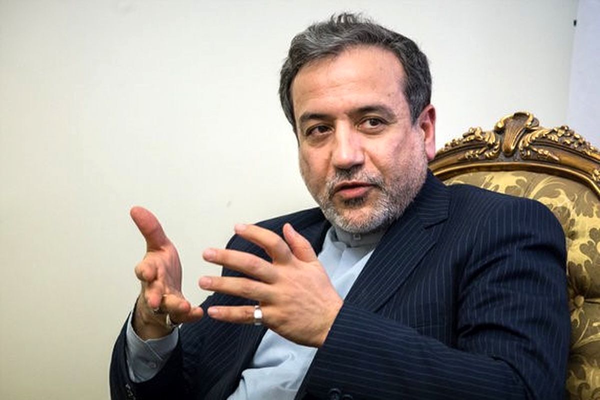 وزیر امور خارجه جمهوری اسلامی ایران با اشاره پایان سفر سه روزه رئیس‌جمهور به عراق و دیدارها و رایزنی‌های انجام شده در جریان این سفر گفت: دیپلماسی عمومی شگفت‌انگیز رئیس‌جمهور افق‌های جدیدی در مقابل ۲ کشور «ایران و عراق» می‌گشاید.