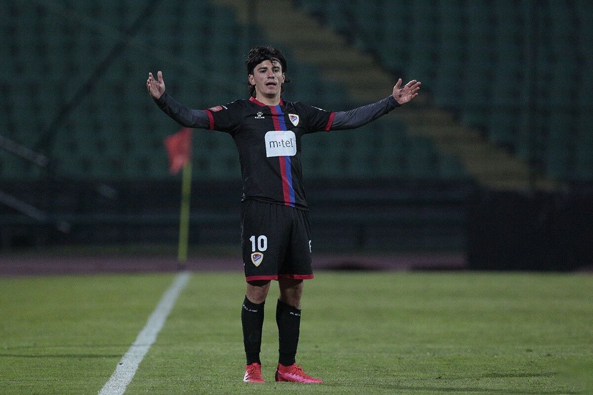 هافبک استقلال به تیم رده سیزدهم سوپرلیگ صربستان ملحق شد.
