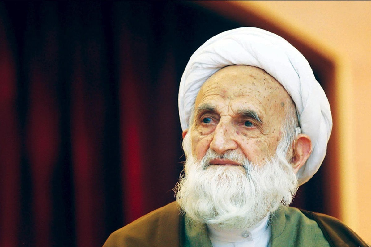 مرحوم آیت الله ابوالقاسم خزعلی در ۲۵ شهریور ۱۳۹۴ در دارالزهد حرم مطهر رضوی به خاک سپرده شد.