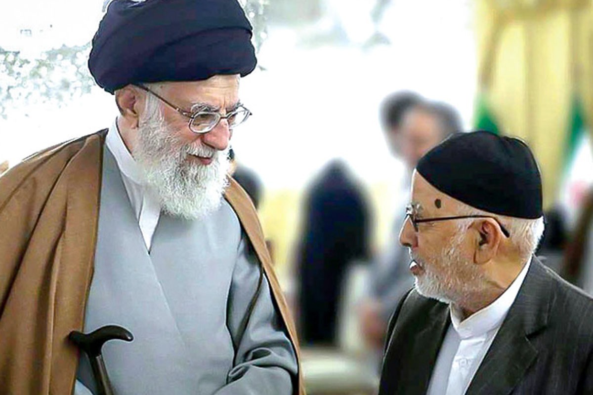 یادی از مجاهد خستگی ناپذیر ابوالشهید حاج علی شمقدری، یار دیرین رهبر معظم انقلاب که در شهریور ۱۳۹۹  بر اثر ابتلا به کرونا درگذشت.