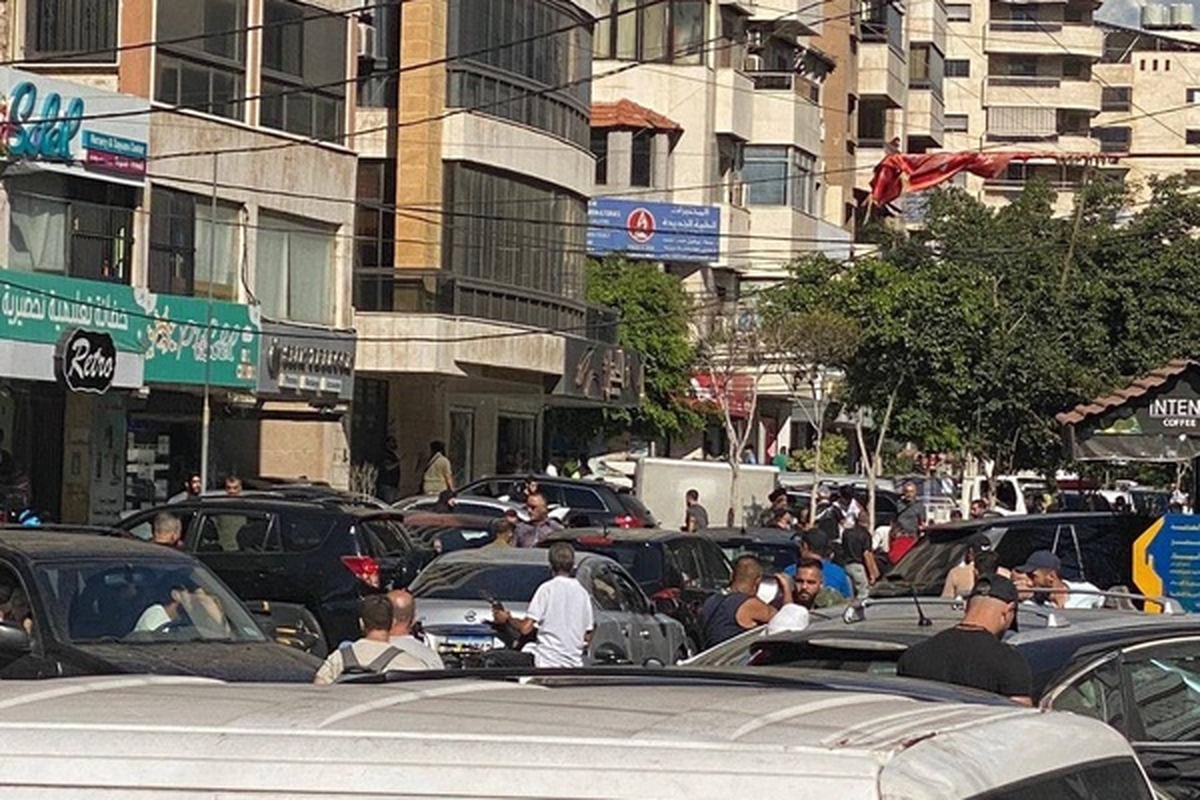 معاون درمان وزارت بهداشت با اشاره به حادثه انفجار تروریستی روز گذشته لبنان و تماس تلفنی وزیر بهداشت با همتای لبنانی خود، از آمادگی بیمارستان‌های تهران برای پذیرش مجروحان این حادثه خبر داد.
