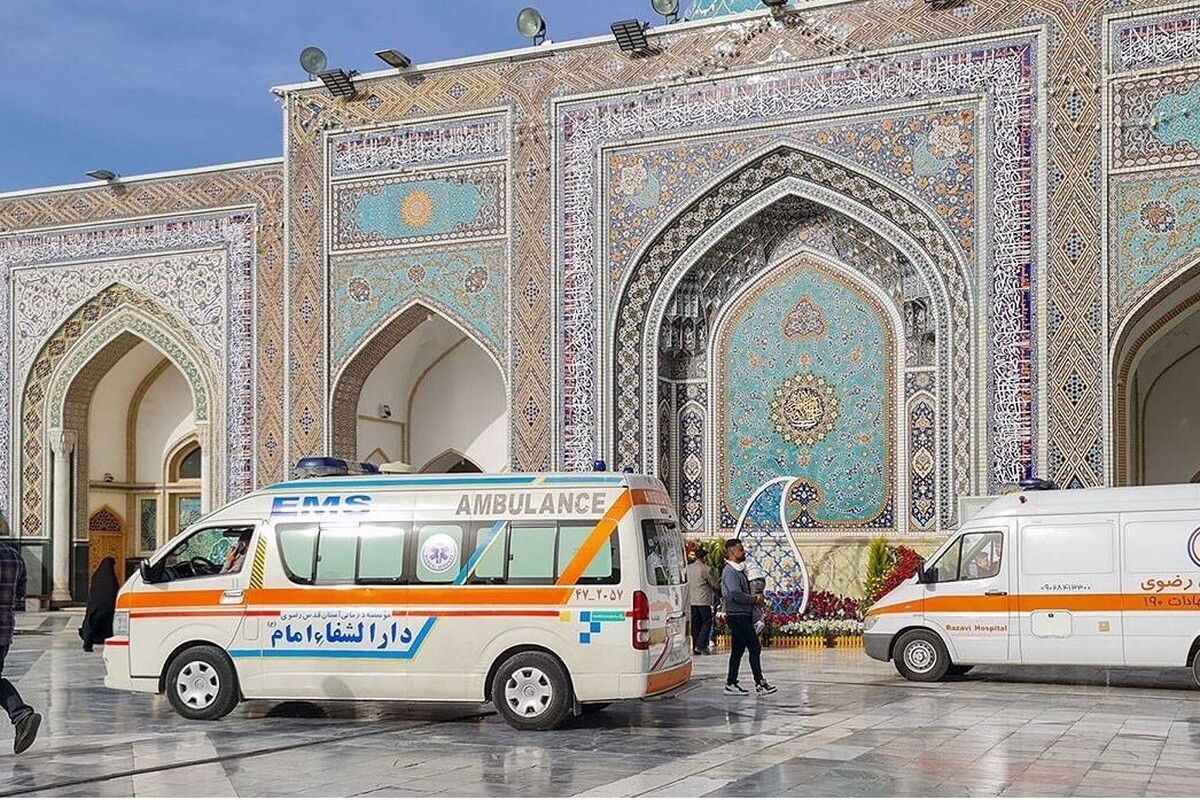 مدیرعامل مؤسسه درمانی آستان قدس رضوی از آماده‌باش ۱۴ پایگاه فوریت‌های پزشکی حرم مطهر رضوی برای ارائه خدمات اورژانسی به محبان سیدالشهدا(ع) در مراسم اربعین حسینی حرم امام‌رضا(ع)، خبر داد.