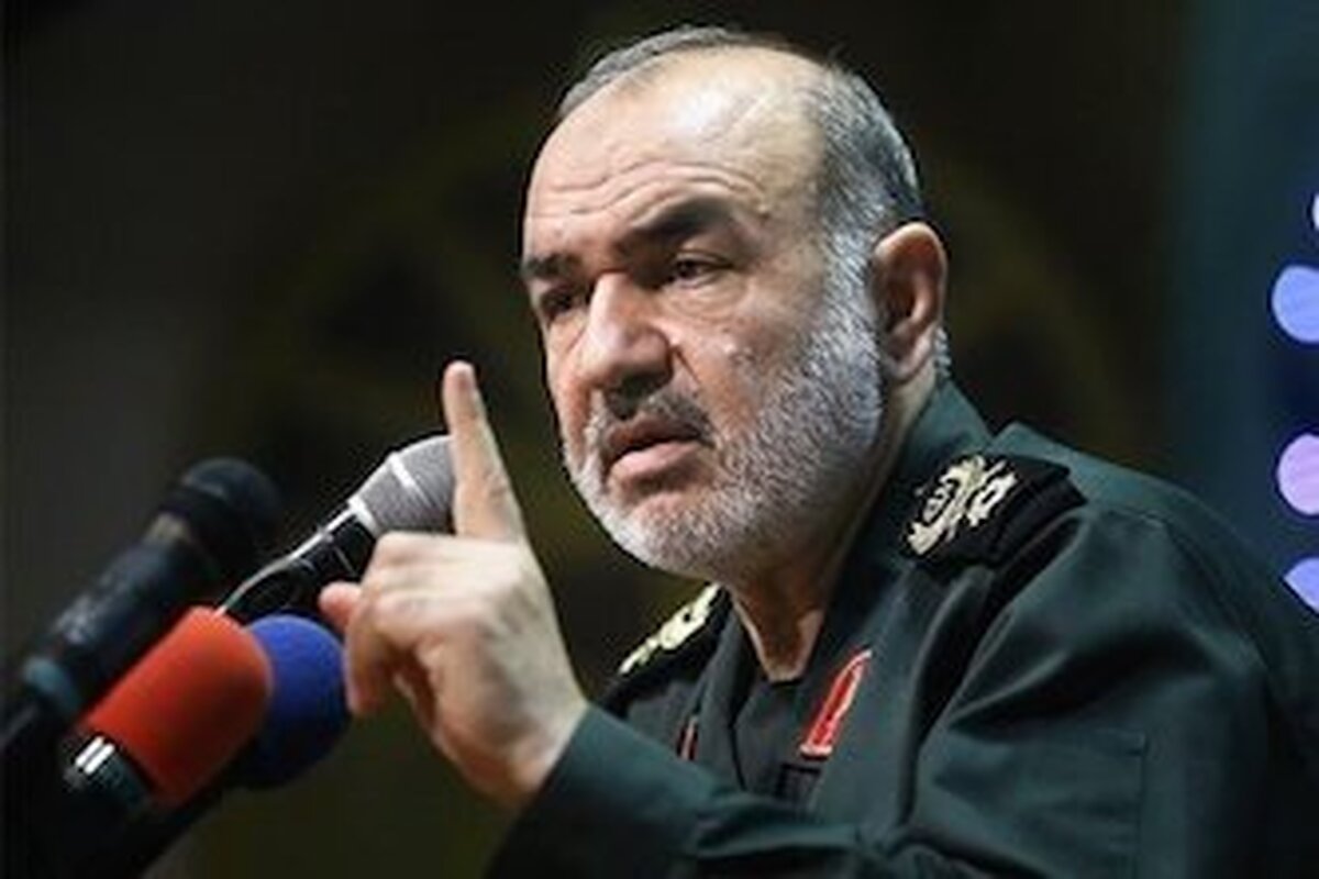 فرمانده کل سپاه در پاسخ به مردم در مرز خسروی: خبر‌های خوبی از انتقام می‌شنوید، ان شاالله.