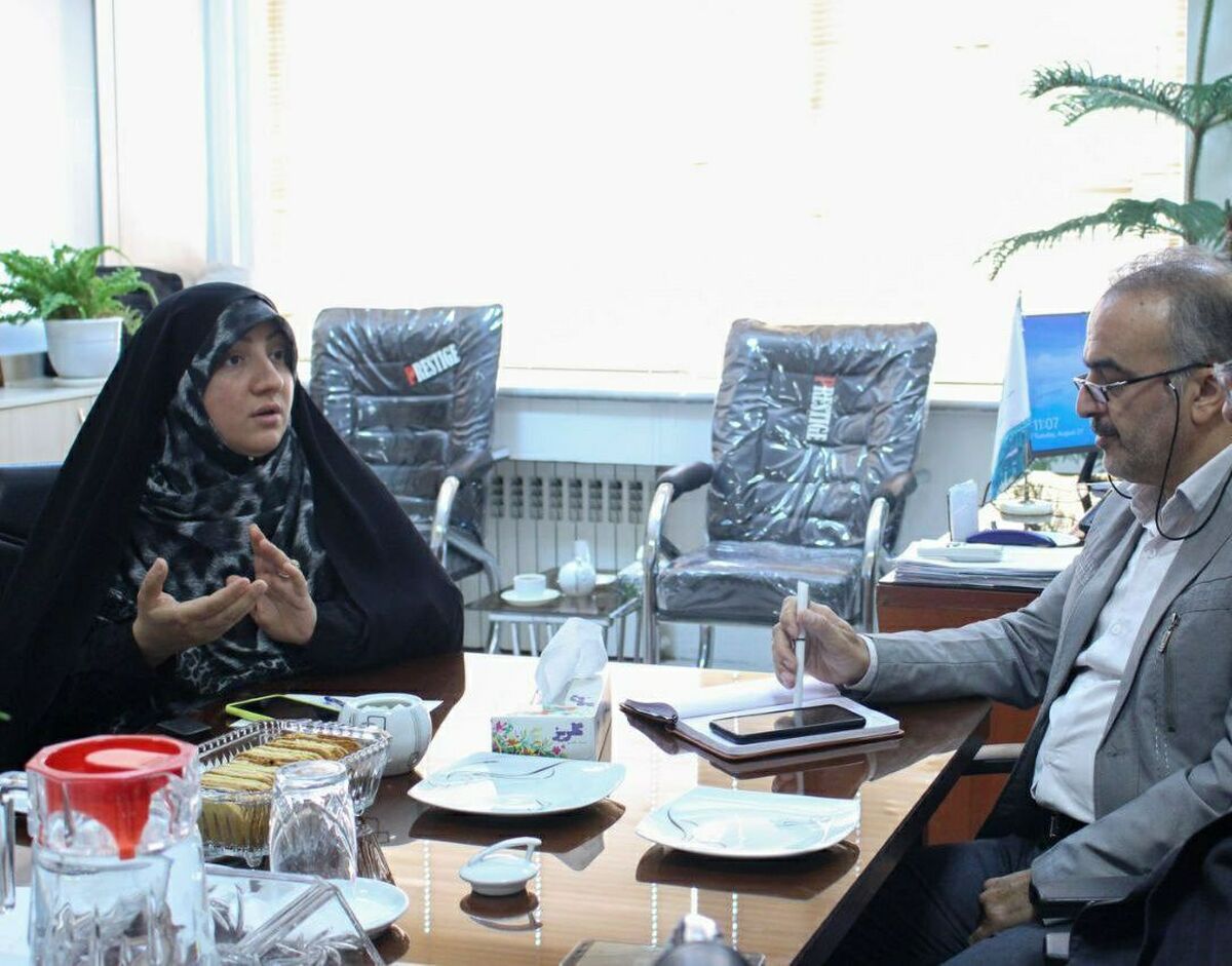 معاون دادستان مرکز استان خراسان رضوی و سرپرست مجتمع قضایی_حمایتی شوق زندگی در بازدید از اداره ارتباطات مردمی ۱۳۷ شهرداری مشهد گفت: پرسنل پرتلاش در ۱۳۷، پل ارتباطی مدیریت شهری با مردم هستند.