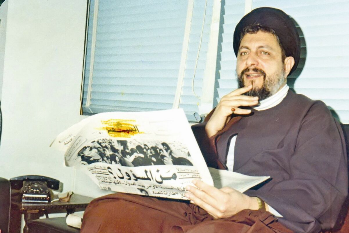 نامه‌ای از امام موسی صدر به مرحوم کافی به چشم می‌خورد که جالب توجه و تأمل است. هرچند با استناد به نوشته امام موسی صدر تا زمان صدور این نامه هیچ دیداری با یکدیگر نداشتند، اما شیخ احمد کافی در تیر ماه ۱۳۵۷ پس از سفر حج خود به قصد زیارت حرم حضرت زینب (س) به سوریه رفته و در همان سفر برای اولین و آخرین بار در شهر صور لبنان با امام موسی صدر دیدار و گفتگو کرد.