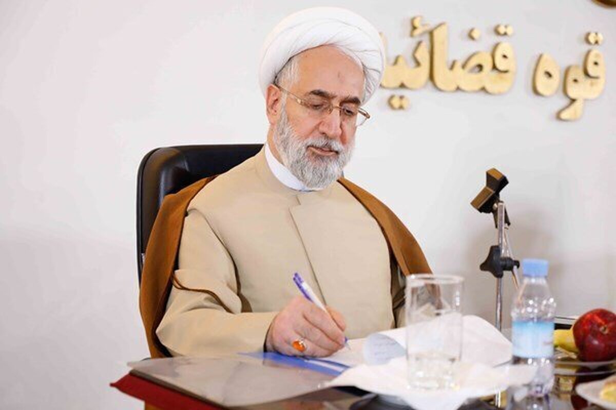 دادستان کل کشور بر برخورد قاطعانه با هرگونه قصور و یا تقصیر احتمالی اشخاص حقیقی یا حقوقی در ریزش معدن زغال سنگ طبس تاکید کرد.
