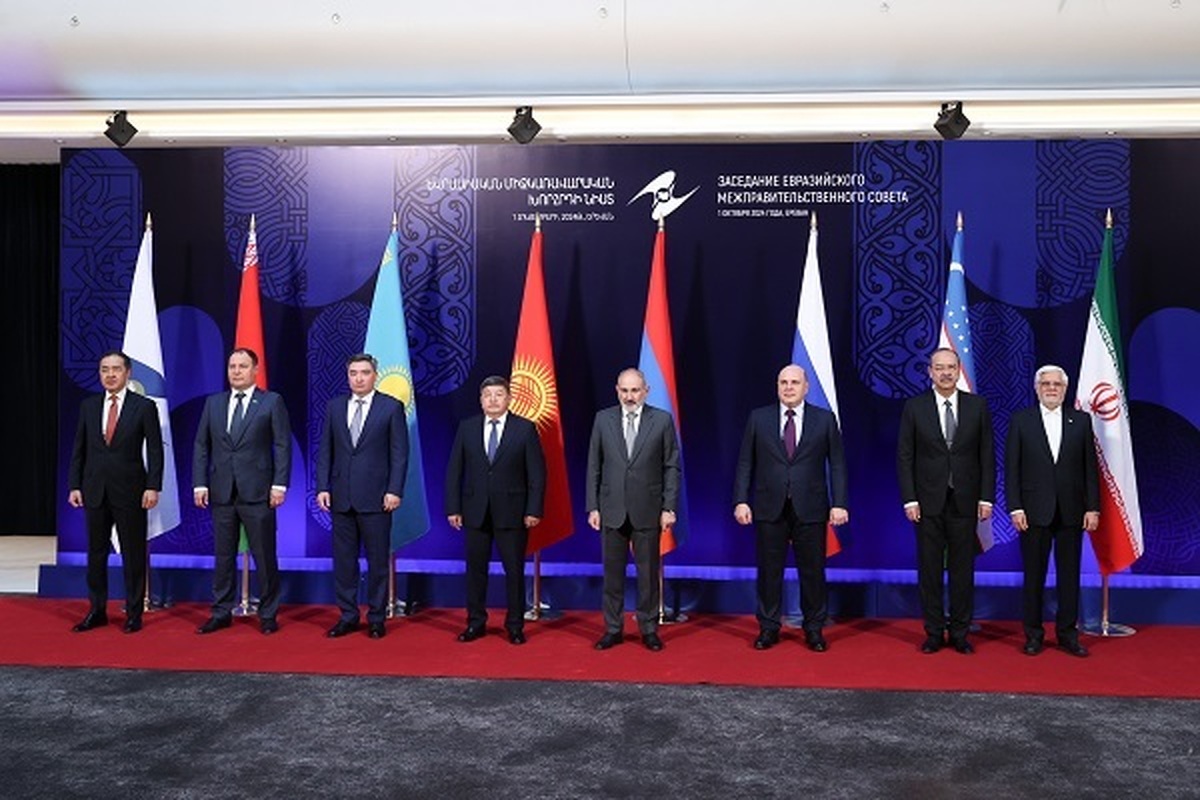 معاون‌اول رئیس‌جمهور از آمادگی ایران برای بهره‌برداری از ظرفیت‌های موجود در بخش خصوصی هر کشور با موضوع حکمرانی دیجیتال خبر داد.