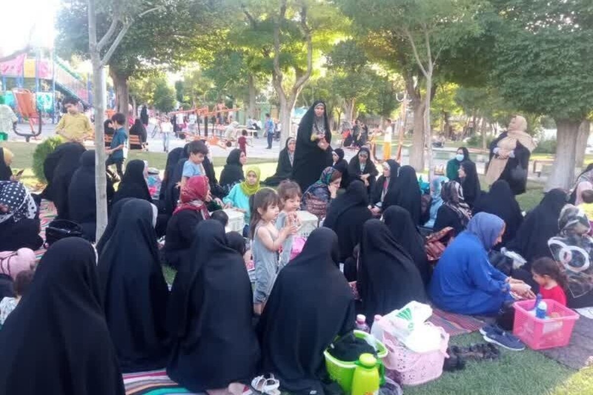 مهدیه و مجتمع فرهنگی منتظران عاشق ویژه دختران مقطع دبستان و متوسطه اول برنامه‌های مختلفی را برگزار می‌کند.