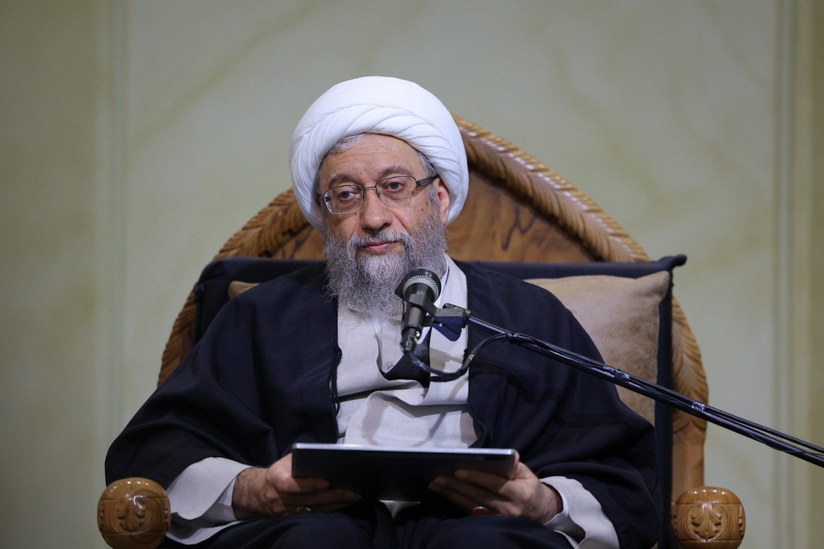 رئیس مجمع تشخیص مصلحت نظام گفت: اگر صهیونیست‌ها بخواهند ماجراجویی کنند، نیروهای مسلح ما حتماً پاسخ قاطع‌تری به آنان خواهند داد.