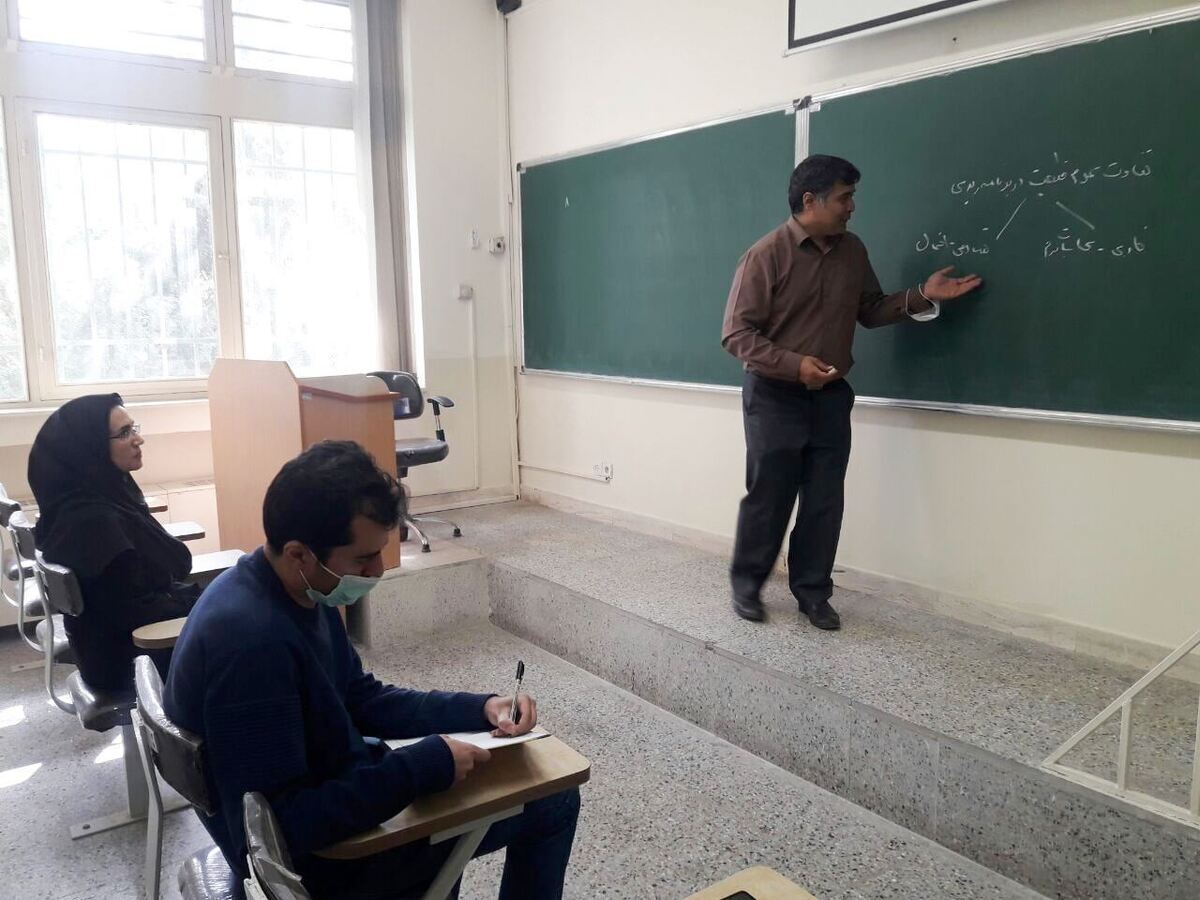 رئیس دانشگاه فرهنگیان جزئیات پذیرش جذب ۳۰۰ دکتر معلم برای این دانشگاه و بررسی اعتراضات سایر داوطلبان را توضیح داد.