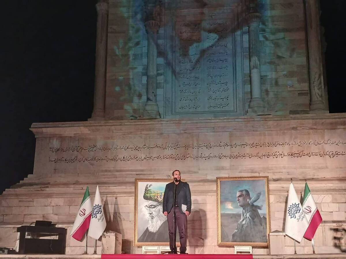 رئیس حوزه هنری کشور با تاکید بر اینکه باید مروج و سراینده حماسه مقاومت چندملیتی باشیم، افزود: در دوره جدید نیاز داریم حماسه‌های ایرانی به حماسه‌های منطقه‌ای و امتی تبدیل شوند.