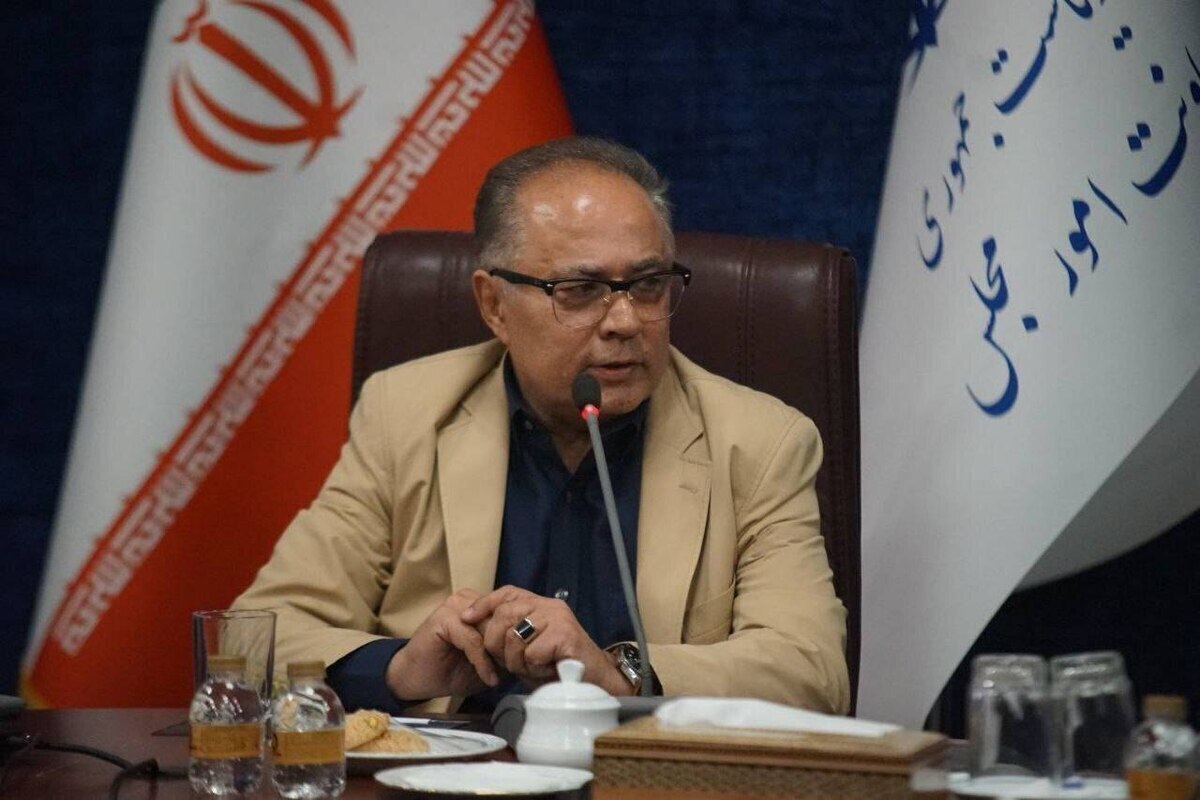 معاون رئیس‌جمهور در امور مجلس به نمایندگی از سوی دکتر پزشکیان از برخی مجروحان لبنانی و کودکان آسیب دیده از حملات اخیر رژیم صهیونیستی که برای درمان به تهران اعزام شده‌اند، عیادت و سلام و دعای خیر رئیس‌جمهور را به آنها ابلاغ کرد.