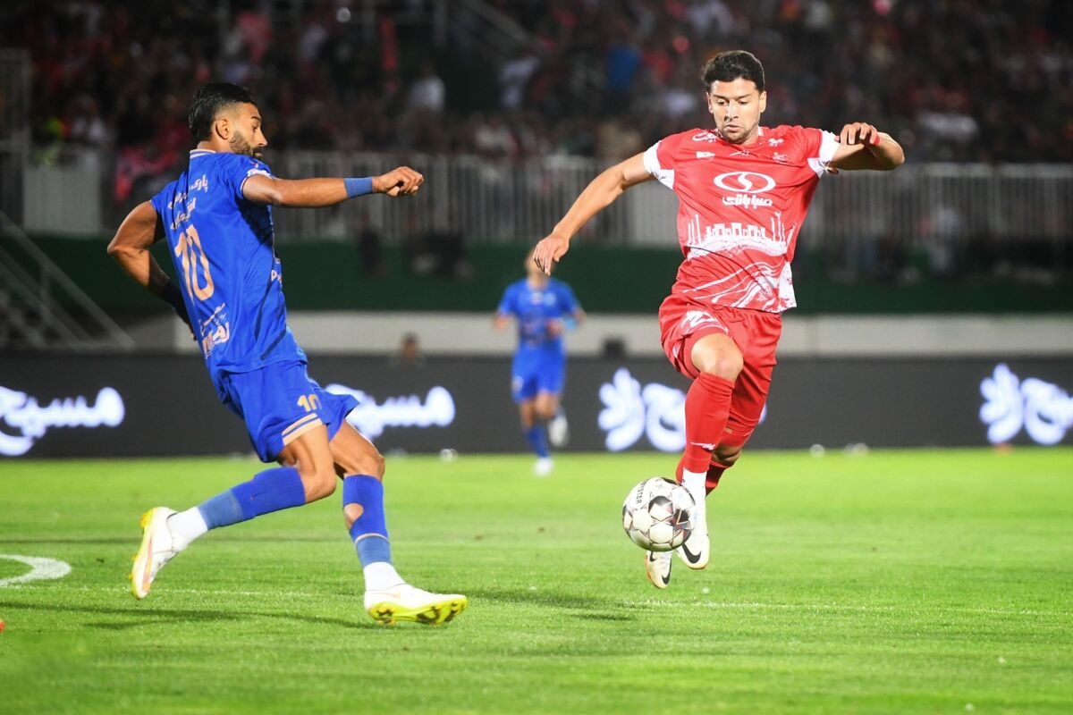باشگاه‌های استقلال و پرسپولیس به دلیل اتفاقات دربی، با جرائم انضباطی مواجه شدند.
