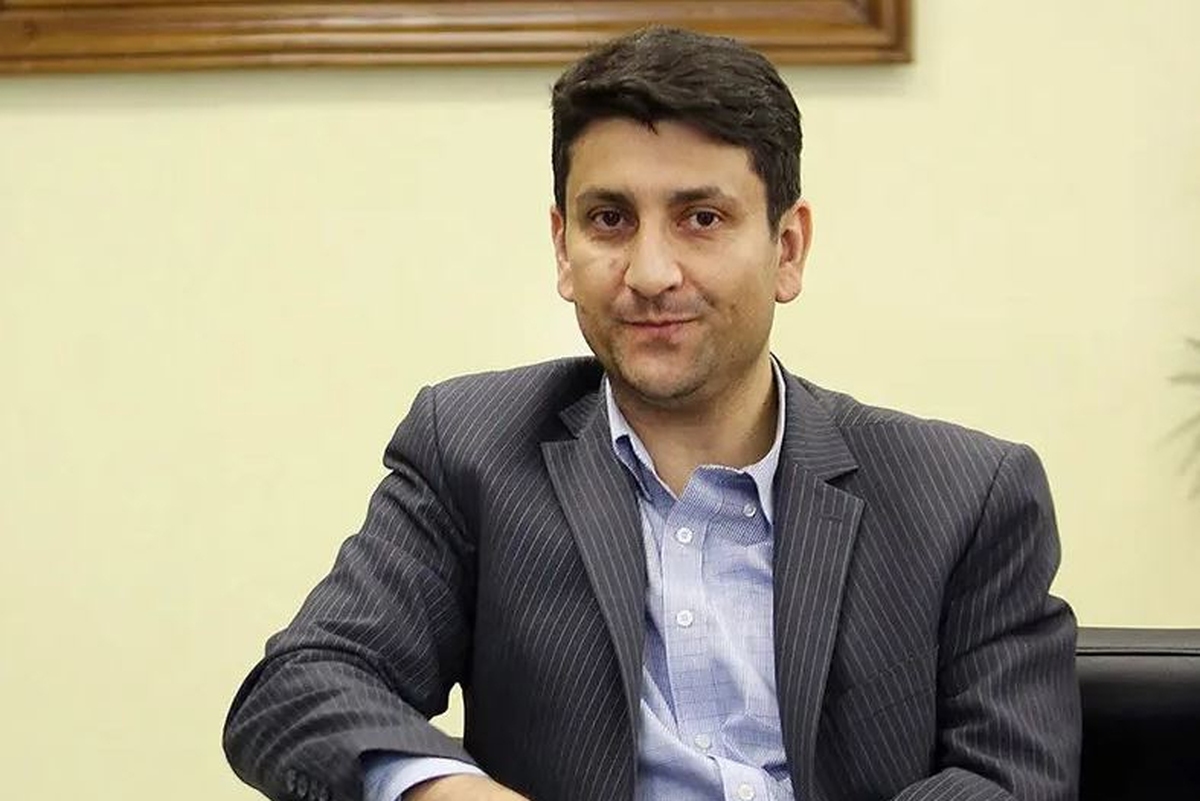 وزیر ارتباطات اعلام کرد که موضوع فیلترینگ مطالبه عمومی است و از ابتدا هم این موضوع را پیگیری کرده‌ایم و در دستور کار جدی ما قرار دارد.