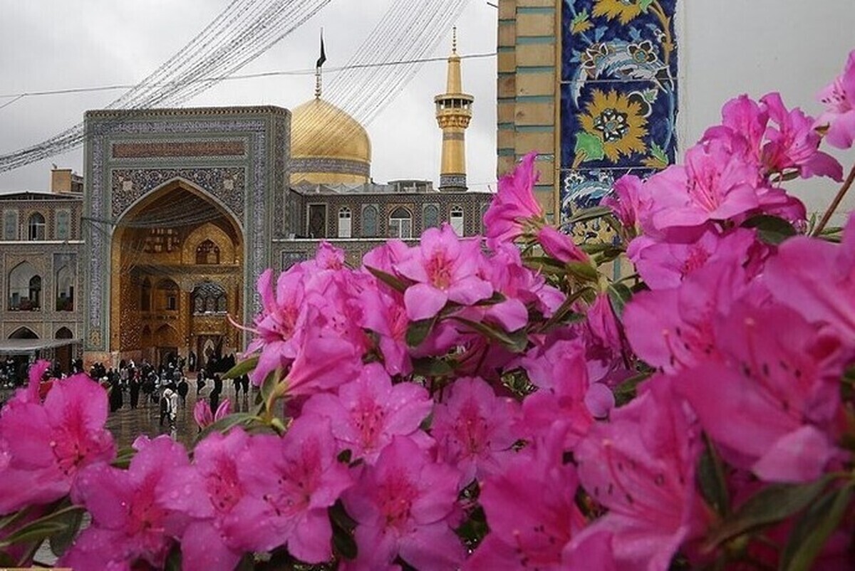 به همت معاونت تبلیغات اسلامی حرم مطهر رضوی، جشن میلاد با سعادت امام حسن عسکری (ع) در حرم مطهر رضوی برگزار می‌شود.