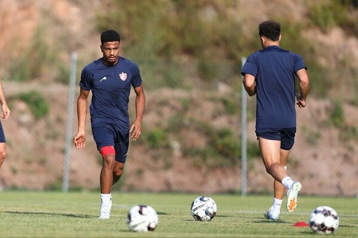 مدافع راست مصدوم تیم فوتبال پرسپولیس قصد حضور در دربی رفت پایتخت را دارد.
