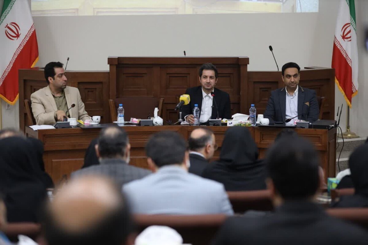 مجری برنامه «سمت خدا» و فعال رسانه‌ای در سلسله نشست‌های انتقال تجربه در مشهد حضور پیدا کرد.