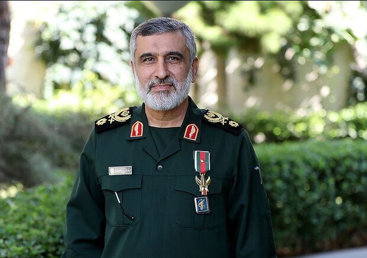فرمانده نیروی هوافضای سپاه گفت: نیروی هوافضای سپاه در کنار سایر نیرو‌های مسلح جمهوری اسلامی ایران با آمادگی و هوشیاری و با چشمانی باز، مراقب هستند تا در صورت هرگونه خطا از سوی دشمنان این مرز و بوم، پاسخی سخت و پشیمان کننده بر پیکر پوسیده و رو به اضمحلال دشمن وارد نمایند.