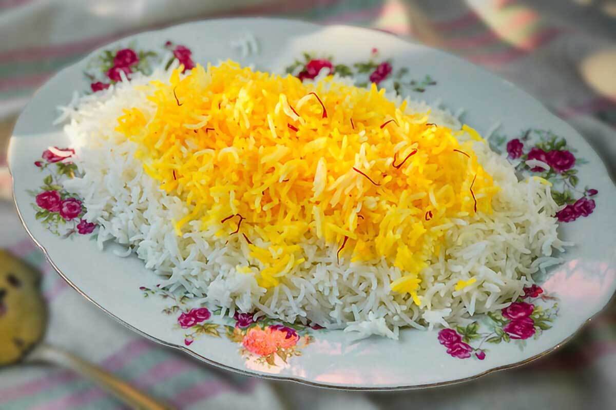 به گفته عضو هیئت علمی انستیتو تحقیقات تغذیه‌ای و صنایع غذایی کشور، روشی جدید برای پخت برنج وجود دارد که هم میزان آرسنیک این ماده غذایی را تا حدی کاهش می‌دهد هم ویتامین‌های موجود در برنج را حفظ می‌کند.
