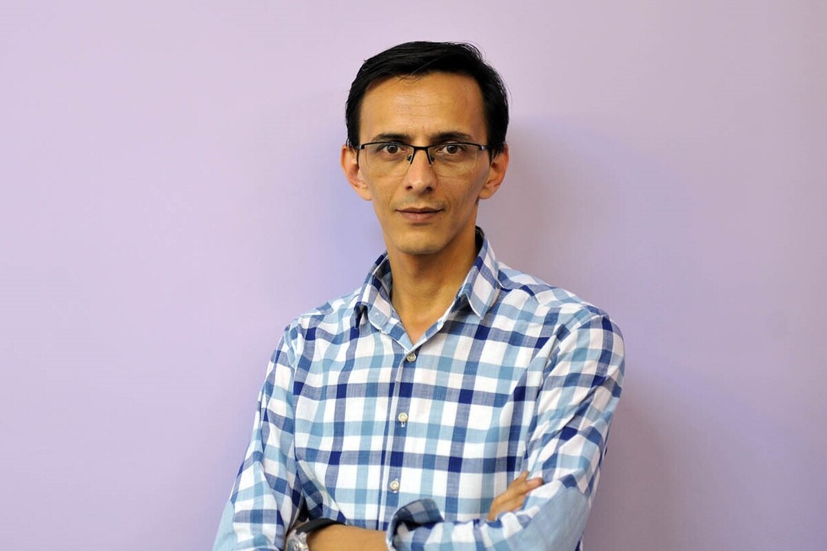 تنوع موضوعی، سبک‌های مختلف و نگاه نزدیک به مسائل جامعه از مهمترین ویژگی‌های نمایش‌های راه یافته به پانزدهمین جشنواره تئاتر استانی بسیج هنرمندان خراسان رضوی (سودای عشق) است.