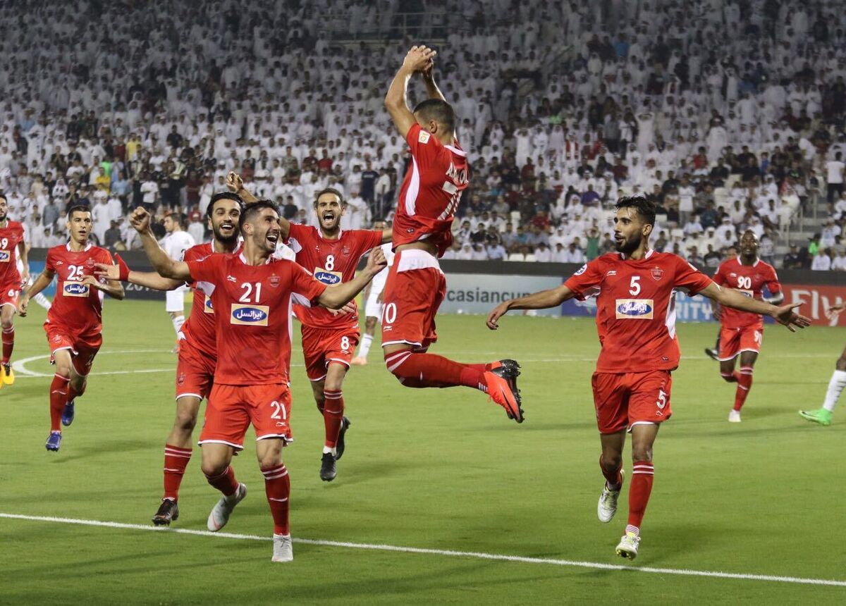 باشگاه پرسپولیس از بانک سهامدار خود انتظار کمک دارد.