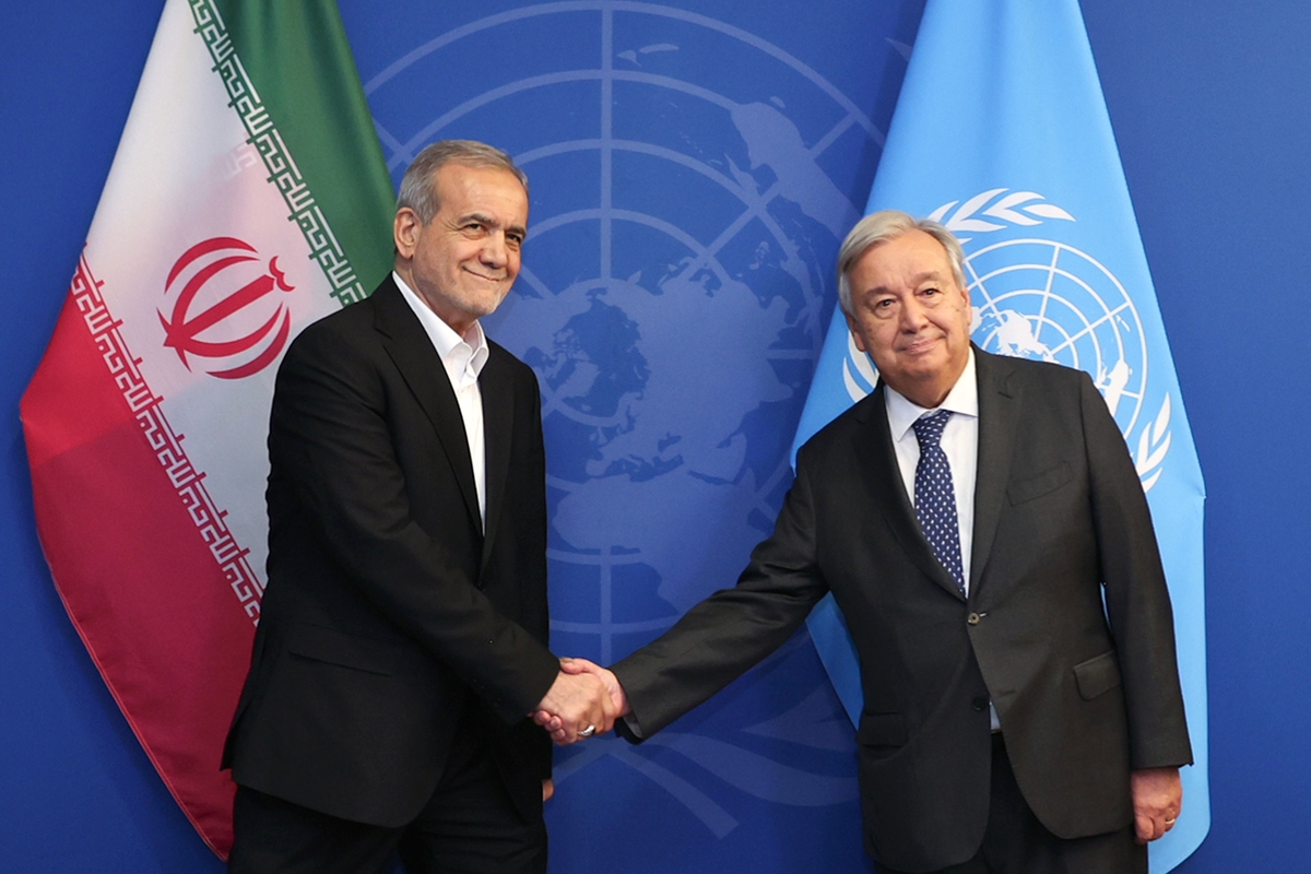 دکتر پزشکیان رئیس جمهوری کشورمان در ادامه دیدار‌های خود در نیویورک، با دبیرکل سازمان ملل متحد دیدار و گفتگو کرد.