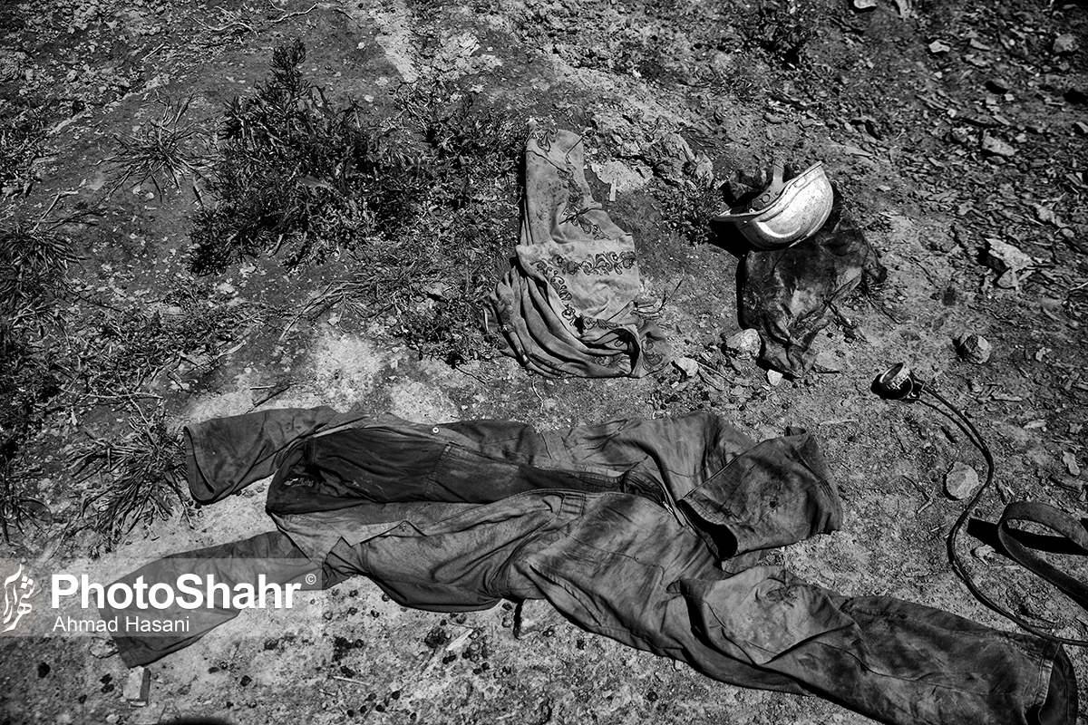 از شامگاه سی‌ویکم شهریور تاکنون، به واسطه انفجار یکی از کارگاه‌های معدنجوی طبس، بیش از ۵۰ کارگر جان خود را از دست داده‌اند.