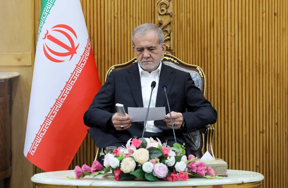 معاون امور سیاسی دفتر رئیس‌جمهور برنامه‌های سفر سه روزه رئیس‌جمهور به کازان روسیه به منظور شرکت در اجلاس بریکس و بریکس پلاس را تشریح کرد.