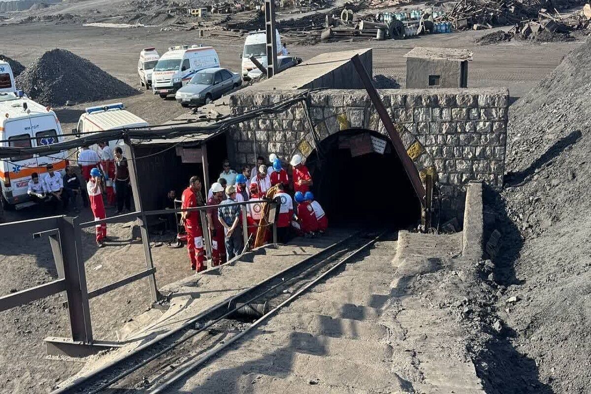 با درگذشت یکی از مصدومان حادثه معدن طبس، تعداد فوتی‌های حادثه افزایش یافت.