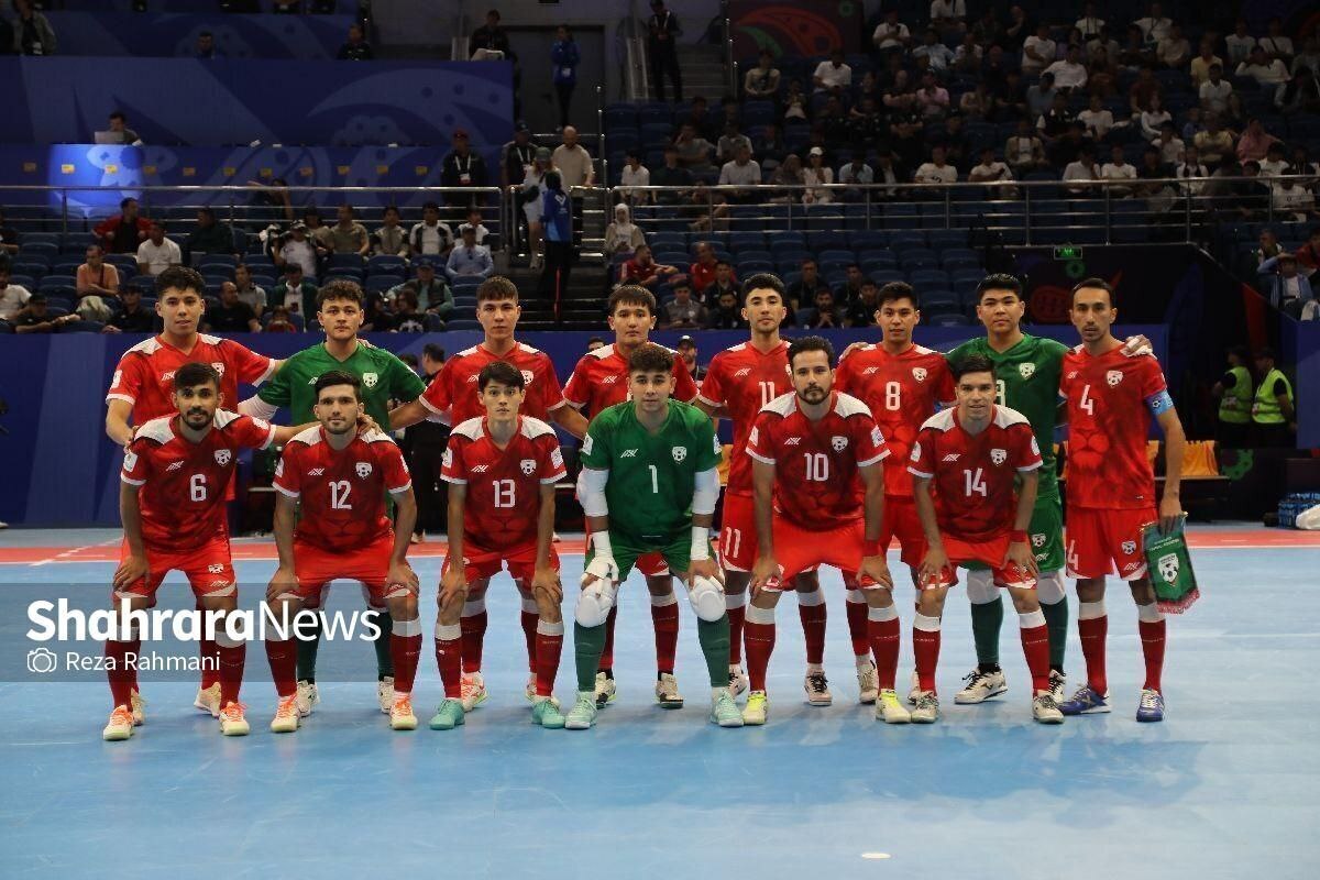تیم ملی فوتسال افغانستان امروز چهارشنبه در اولین بازی خود در مرحله حذفی جام جهانی فوتسال ازبکستان به مصاف پاراگوئه می رود.