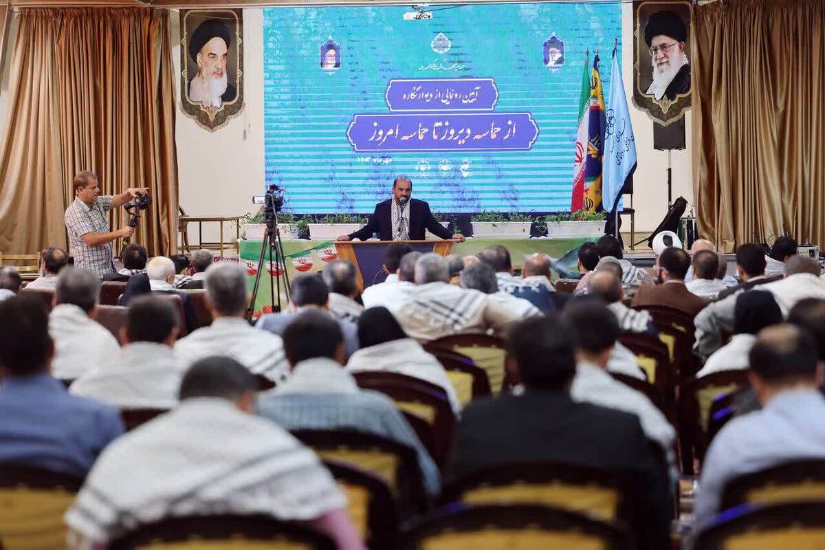 رئیس شورای اسلامی شهر مشهد گفت: ترویج فرهنگ ایثار و شهادت را وظیفه خود در شورای شهر می‌دانیم و از هر فکر و ایده‌ای در این زمینه حمایت می‌کنیم.