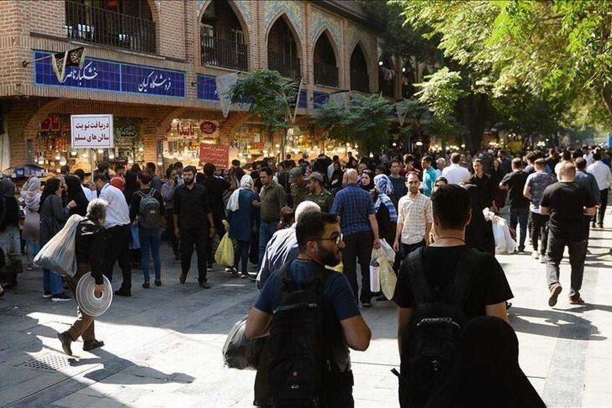 رئیس موسسه تحقیقات جمعیت کشور گفت: در حالی در سال‌های ۱۴۰۱ و ۱۴۰۲ نرخ باروری در حدود ۱.۶ تثبیت شده است که تمام استان‌های کشور کاهش میزان باروری کل را در سال‌های اخیر تجربه کرده‌اند به طوری که کاهش میزان باروری در اقصی نقاط ایران به مساله‌ای فراگیر تبدیل شده است.