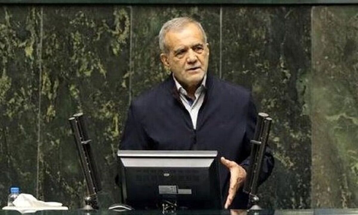 مسعود پزشکیان، رئیس جمهور  امروز که برای تقدیم لایحه بودجه سال ۱۴۰۴ کل کشور وارد مجلس شورای اسلامی شد، گفت: مصارف لازم برای متناسب سازی حقوق بازنشستگان دیده شده است.