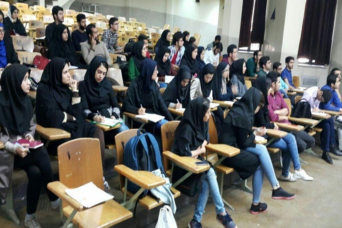 معاون رئیس جمهور در امور زنان و خانواده با اشاره به همکاری دانشگاه‌ها با این معاونت، گفت: دانشگاه‌های کشور ظرفیت خوبی برای بررسی چالش‌های حوزه زنان هستند.