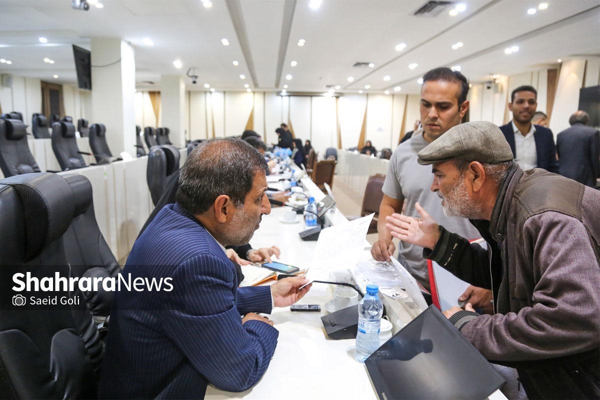طرح مشکلات در دیدار مردمی با فرماندار مشهد | ۳ هزار مددجوی بهزیستی در انتظار حق پرستاری