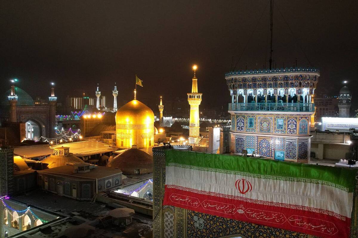 هم‌زمان با ۱۳ آبان و روز دانش‌آموز، ویژه‌برنامه‌های متنوعی در حرم مطهر رضوی برگزار می‌شود.