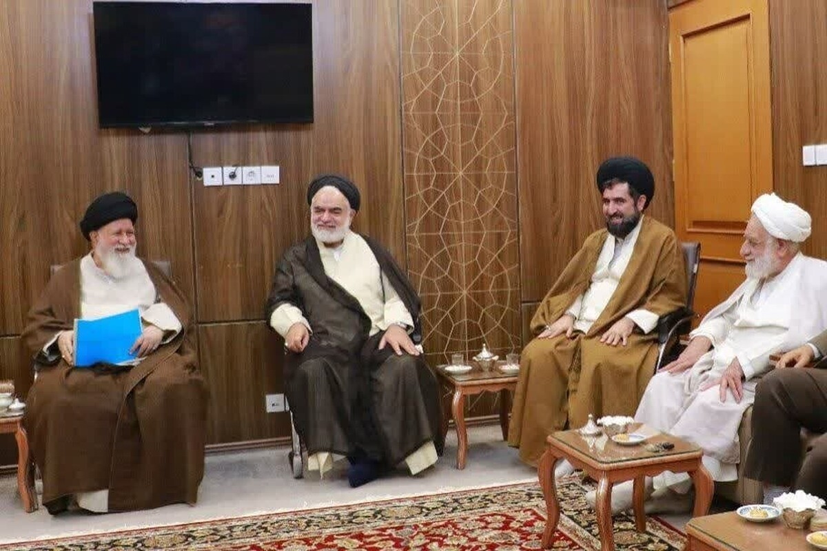 نماینده ولی فقیه در خراسان رضوی گفت: نیازی که امروز در برخی از محلات و نقاط دورتر مشهد داریم، آماده‌سازی امکانات و تجهیزات است تا شرایط استقرار روحانی در آن محل فراهم شود.