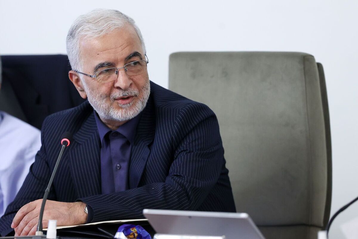 وزیر کشور در پیامی به مناسبت یوم‌الله سیزده آبان، تأکید کرد: قدردان محصلان و دانشجویان انقلابی و پیرو راه امام و رهبری هستیم و یاد شهدای دانش‌آموز را گرامی می‌داریم.