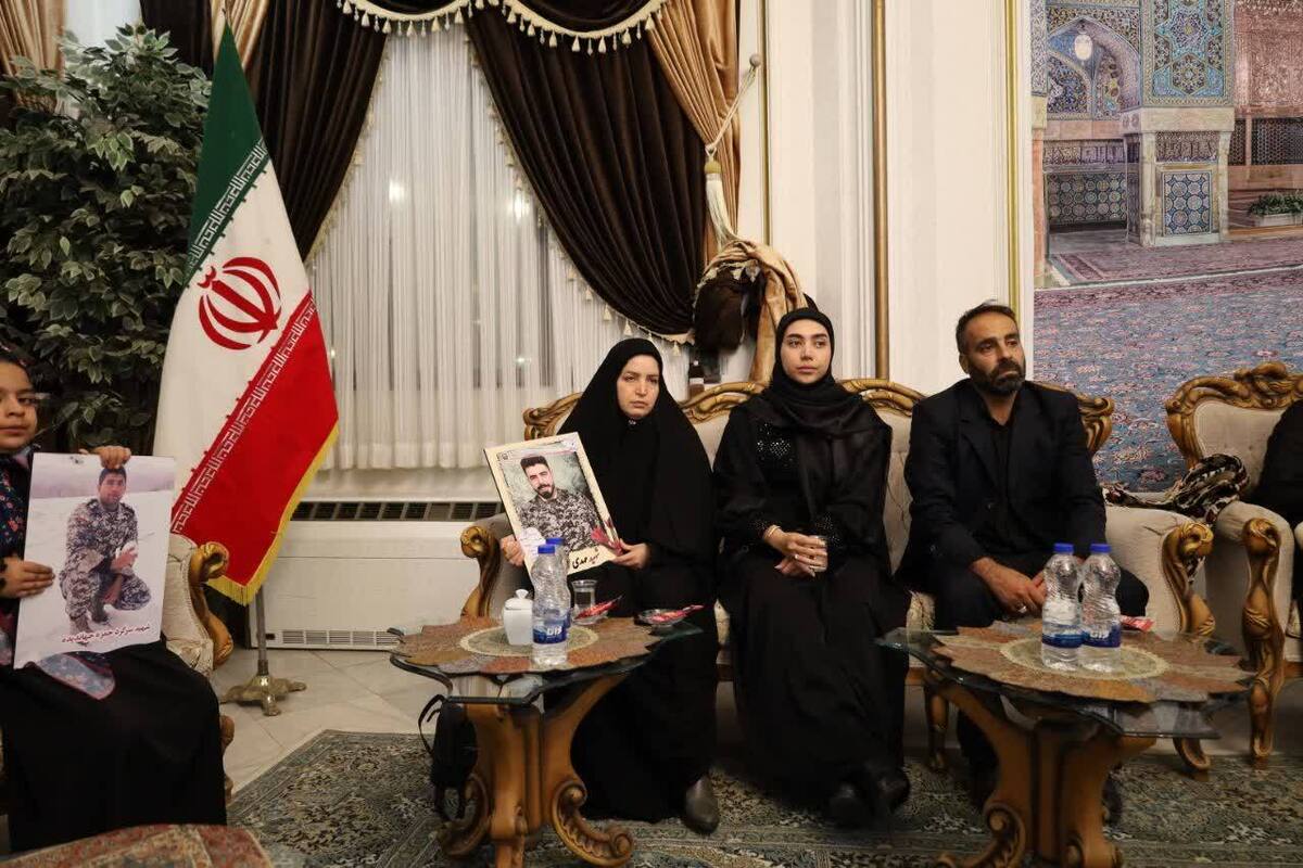 فرمانده منطقه پدافند هوایی شمال شرق ارتش گفت: نیروی پدافند هوایی با تقدیم شهدای قدس، بار دیگر نشان داد که حافظ جان و مال ملت شریف ایران است و رسالت مقدس خود را به نحو احسن به انجام رسانده است.