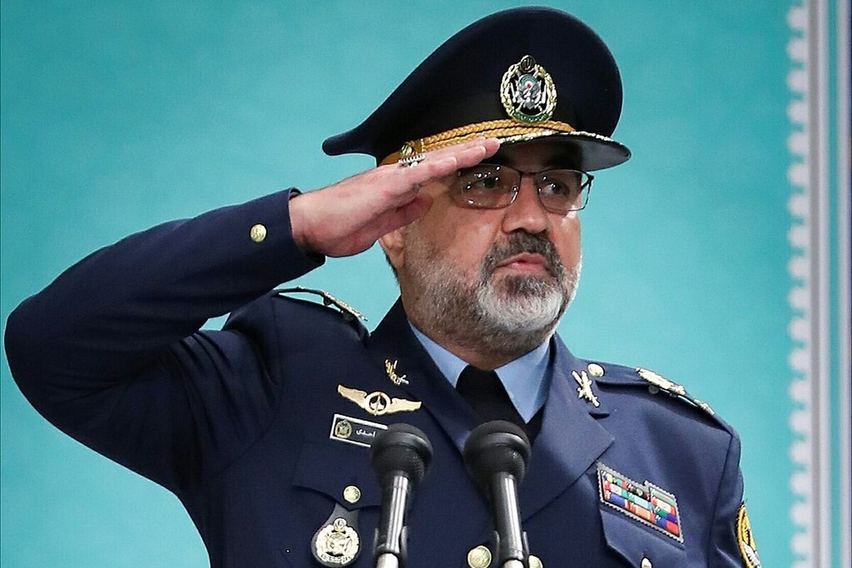 فرمانده نیروی هوایی ارتش گفت: دشمن به دنبال تغییر سبک زندگی ایرانی‌اسلامی ماست و تمام قدرتش را برای اجرای این برنامه‌ها به کار گرفته است.