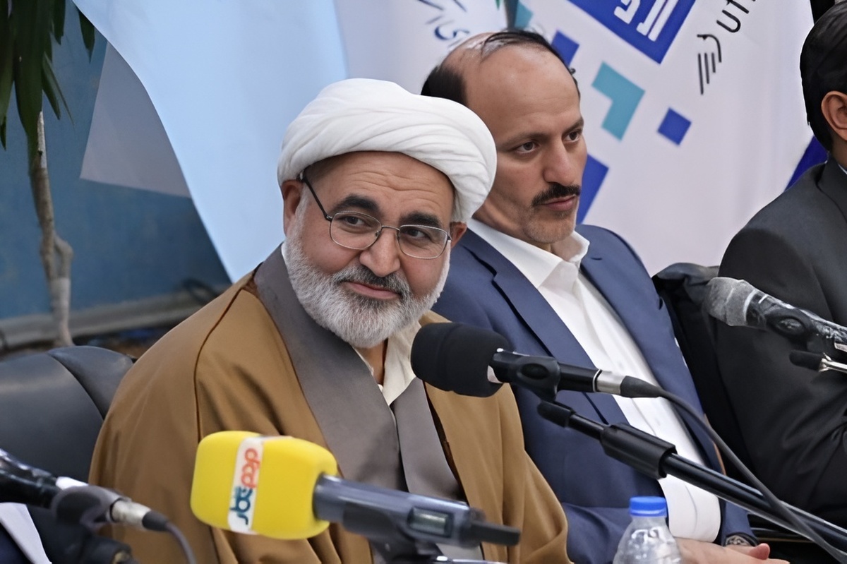 سرپرست معاونت فرهنگی، اجتماعی و زیارت استانداری خراسان رضوی گفت: تصورم این است که می‌توانیم مشهد را بر اساس مثلثی که آقای رزم‌حسینی، استاندار اسبق خراسان رضوی در اینجا بنا کرد اداره کنیم.
