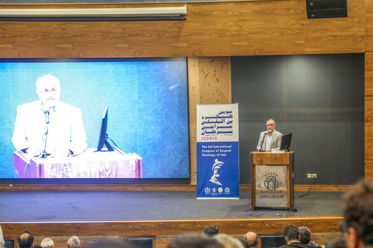 مشهد در حوزه درمان سرطان بعد از تهران، جزو بزرگ‌ترین مراکز تحقیقاتی است که حتی در بعضی درمان‌ها از کلان‌شهر تهران هم پیشی گرفته است.