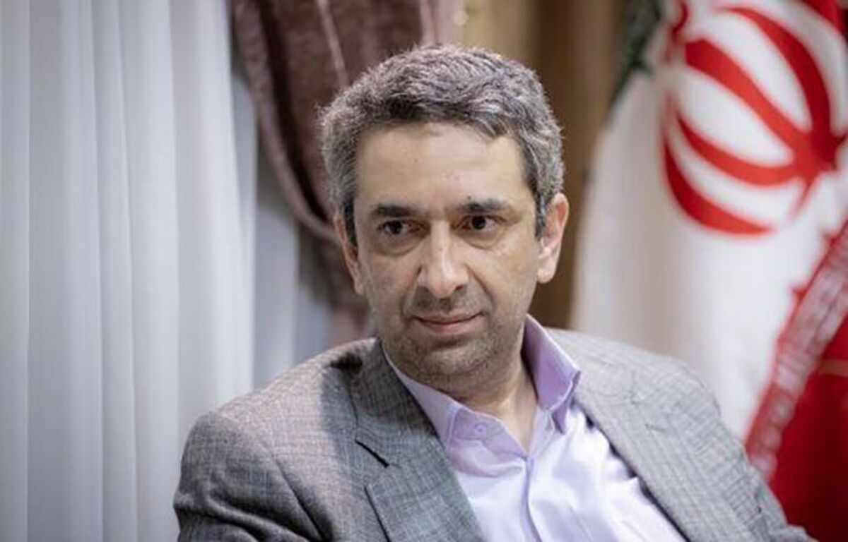 سانسور تصاویر دیدار مسعود پزشکیان و استاد محمدعلی موحد در رسانه ملی موجب انتقاد معاون ارتباطات دفتر رئیس جمهور شد.