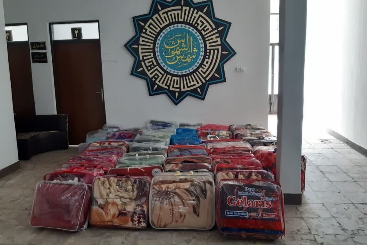بیش از ۲ هزار و ۵۰۰ دست لباس گرم به کودکان لبنان توسط بانوان خادمیار کرمانی در قالب اجرای پویش ملی «هبه» اهدا شد.