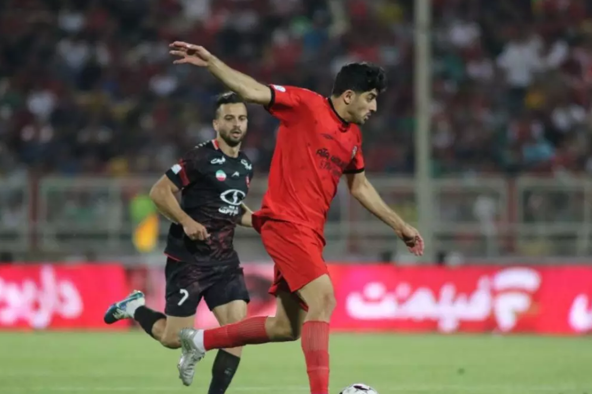 اخبار و شایعات پیرامون نقل و انتقالات بازیکنان بین دو تیم پرطرفدار پرسپولیس و تراکتور به شدت افزایش یافته است.