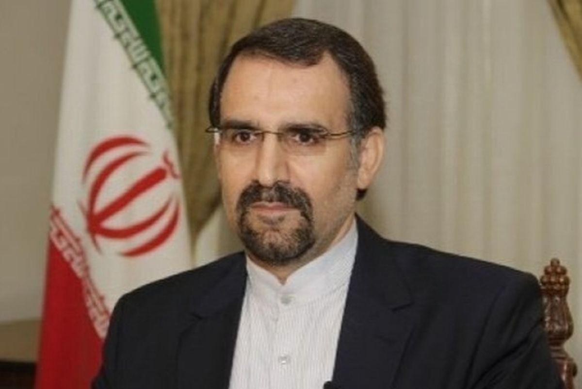 رئیس‌جمهور طی حکمی دکتر مهدی سنایی را با حفظ سمت به عنوان مشاور سیاسی خود منصوب کرد.