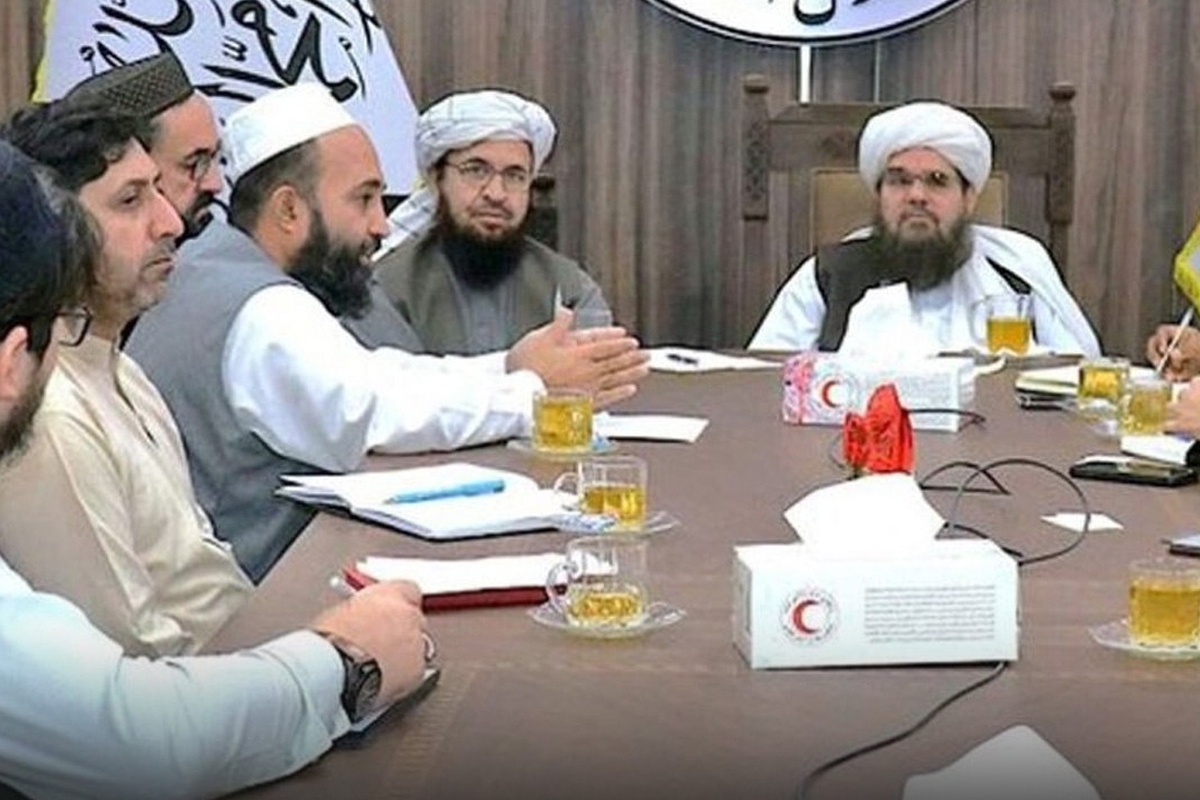 رئیس جمعیت هلال‌احمر افغانی با مسئول بخش فلج اطفال بنیاد بیل‌ گیتس برای آسیا و هیئت همراهش، دیدار کرد.